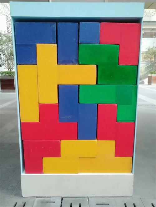 舞臺(tái)藝術(shù)造型策劃與企業(yè)形象策劃的融合——以深圳市甄選文化傳播為例